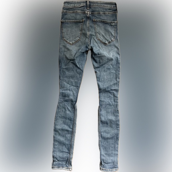 Hollister High Rise Crop Jean Legging Juniors 00R W23 L26 - Picture 4 of 6